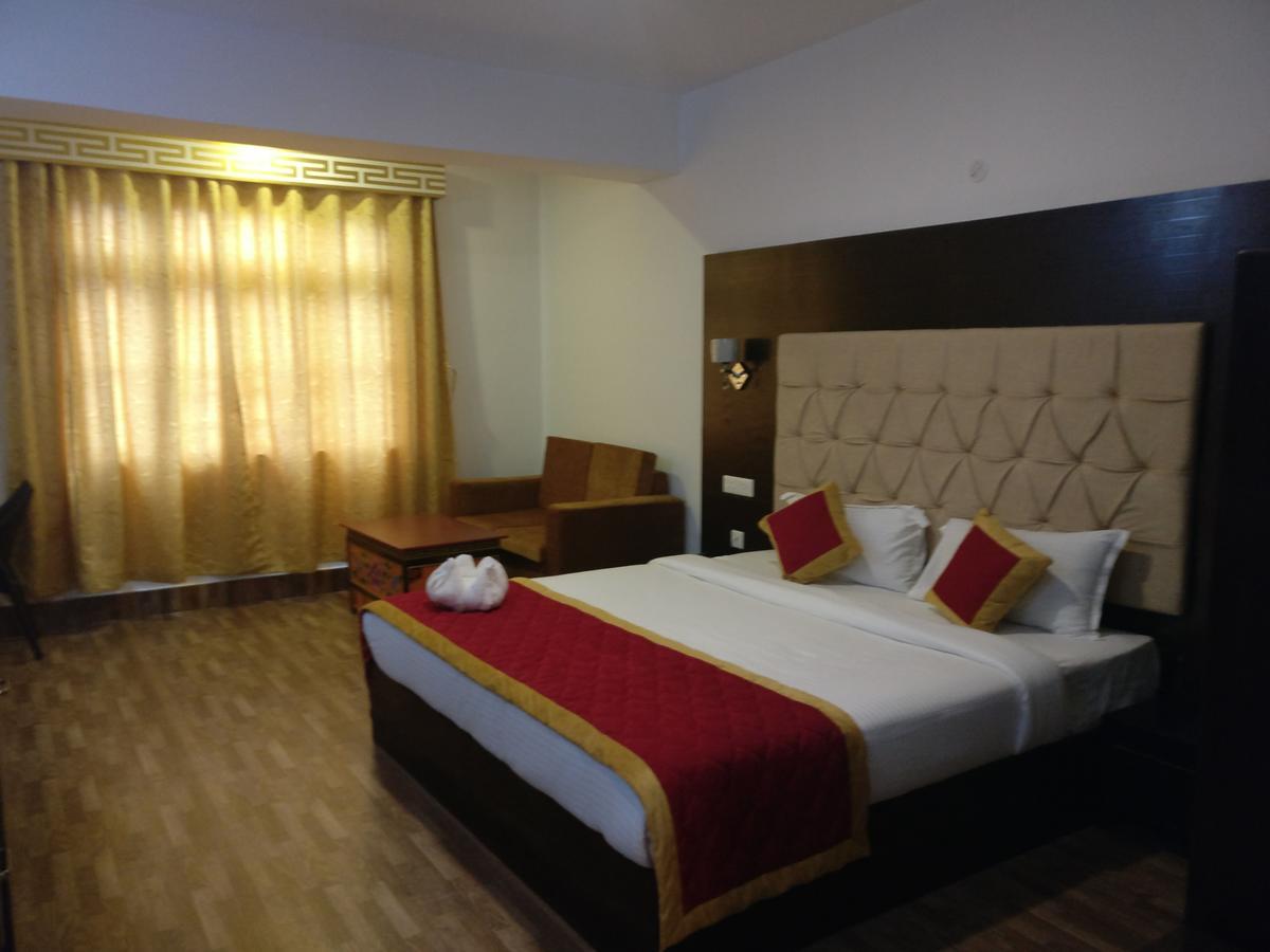 Alpine Hills Hotel Gangtok Eksteriør bilde